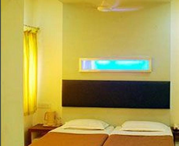 Hotel Sagar Kinara Mālvan Camera foto