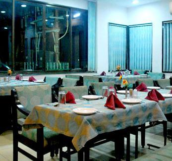 Hotel Sagar Kinara Mālvan Esterno foto