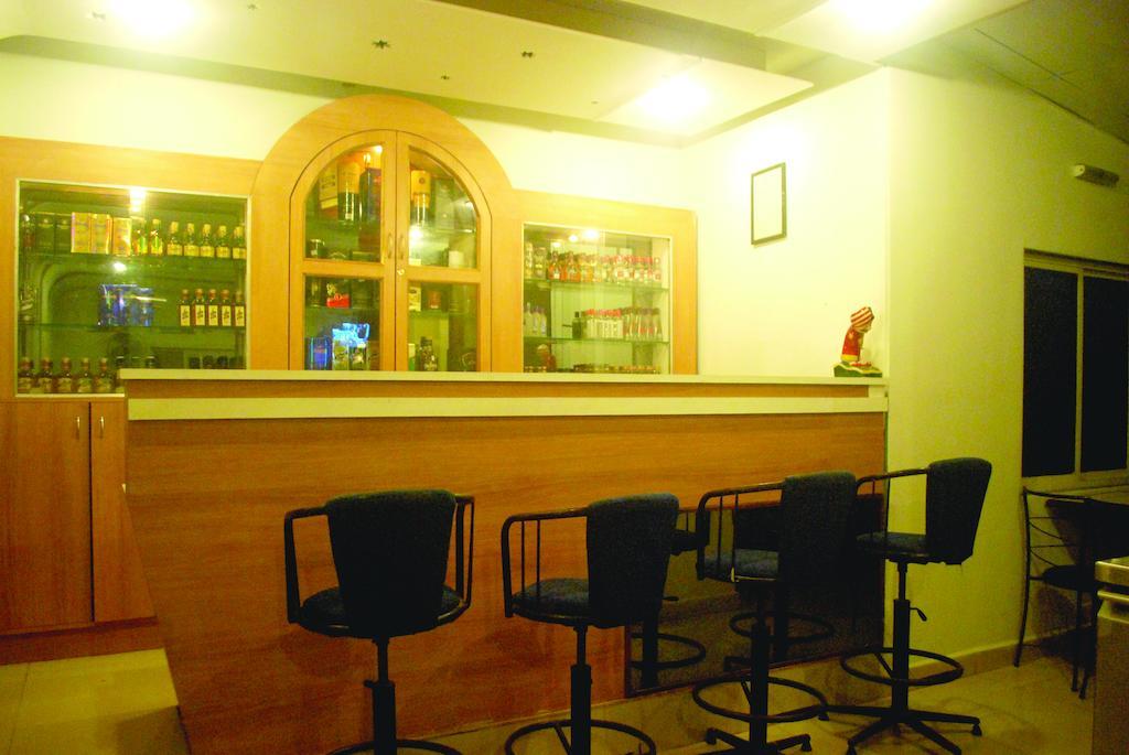 Hotel Sagar Kinara Mālvan Esterno foto